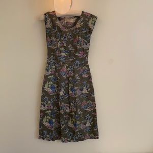 Lazybones vintage style dress with pockets.